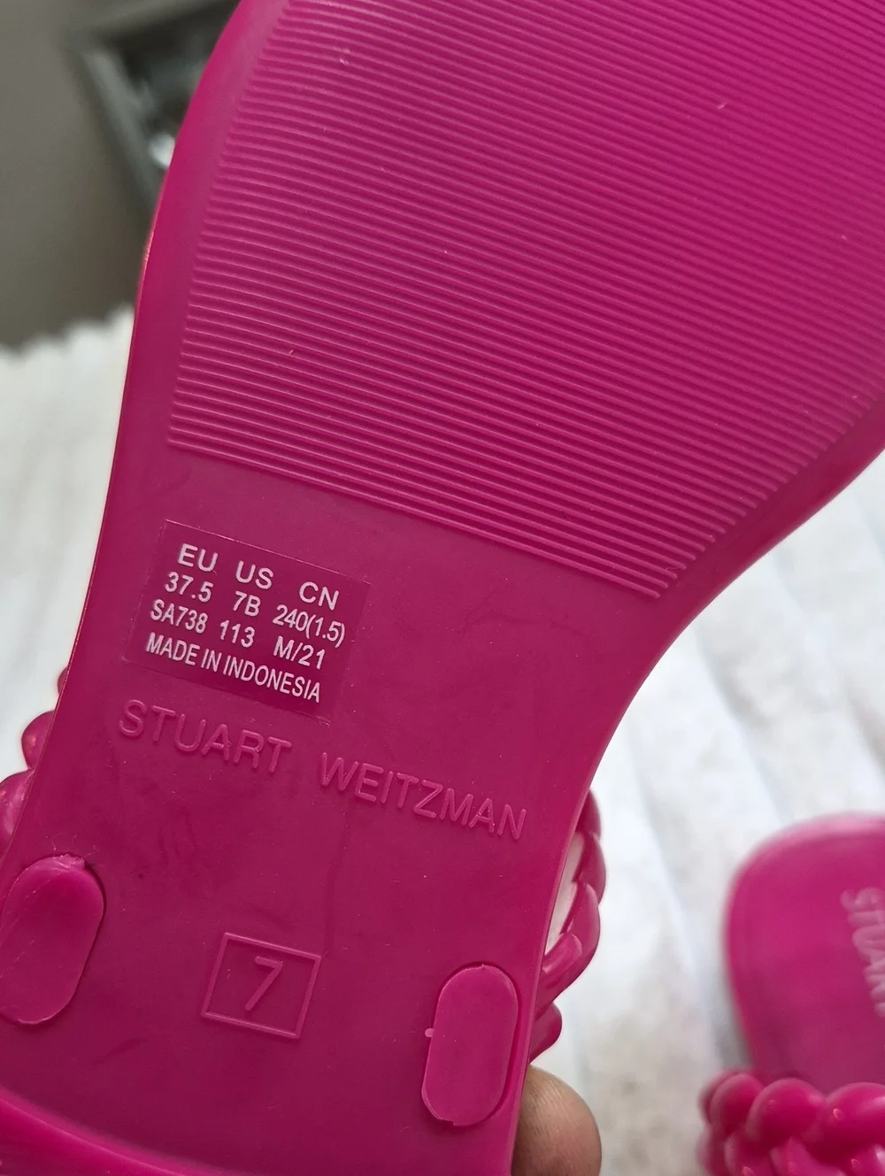NWT Stuart Weitzman Braida Sawyer Jelly Orchid Sandals Size 7 $120